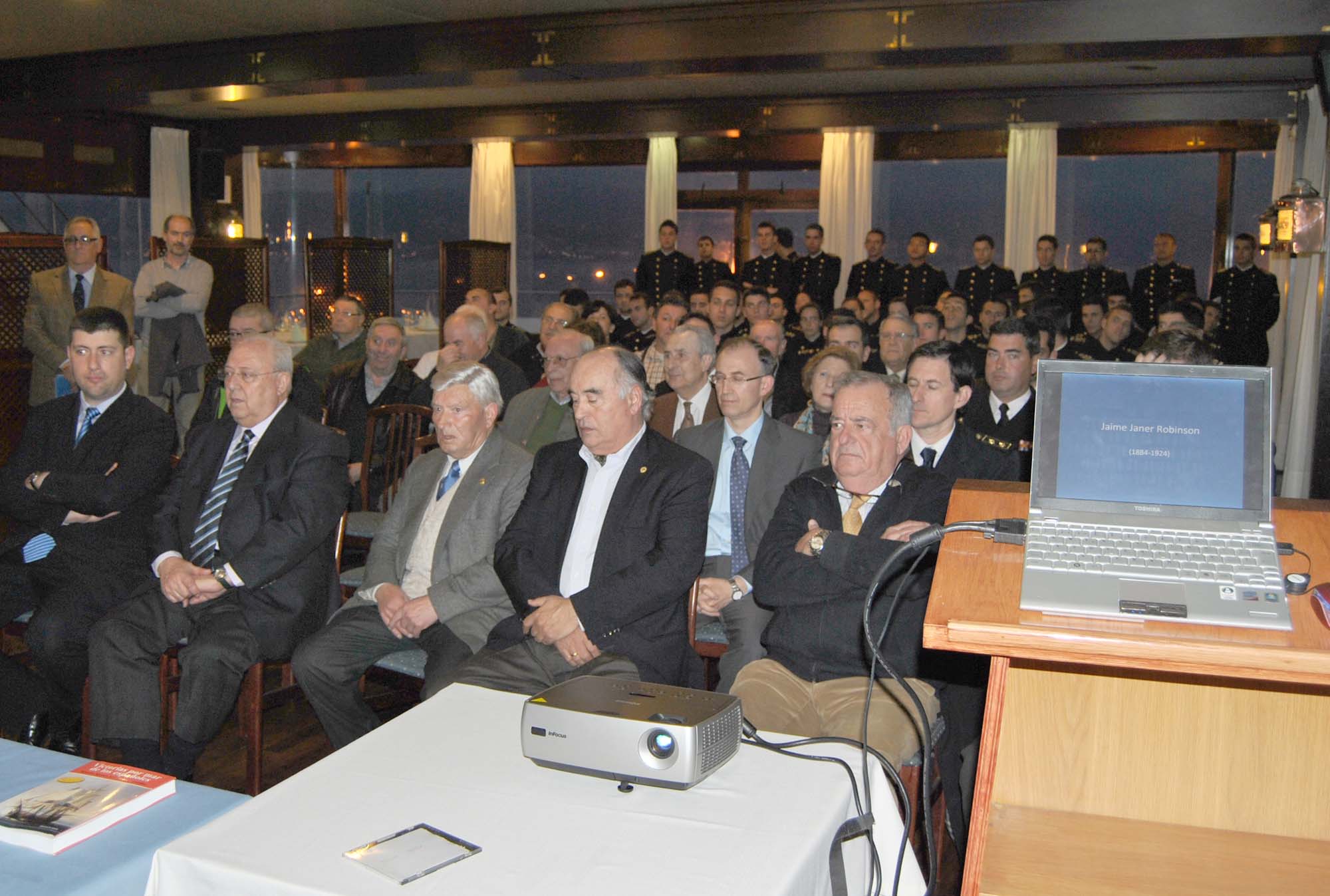 Mucho_pblico_asistente_medios