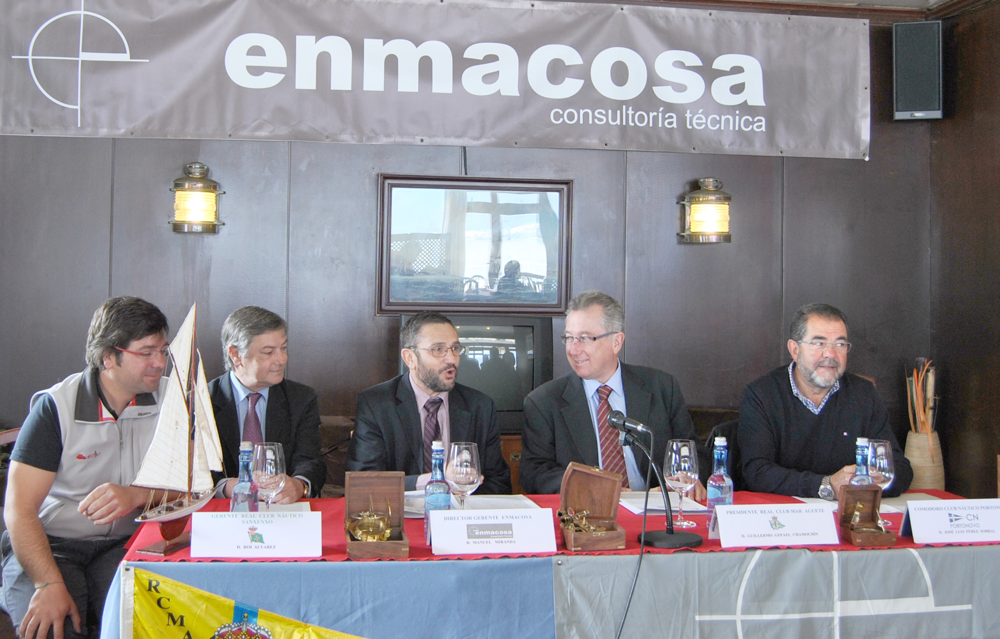 Mesa_PresentaciF3n_en_Real_Club_de_Mar_de_Aguete_Medios