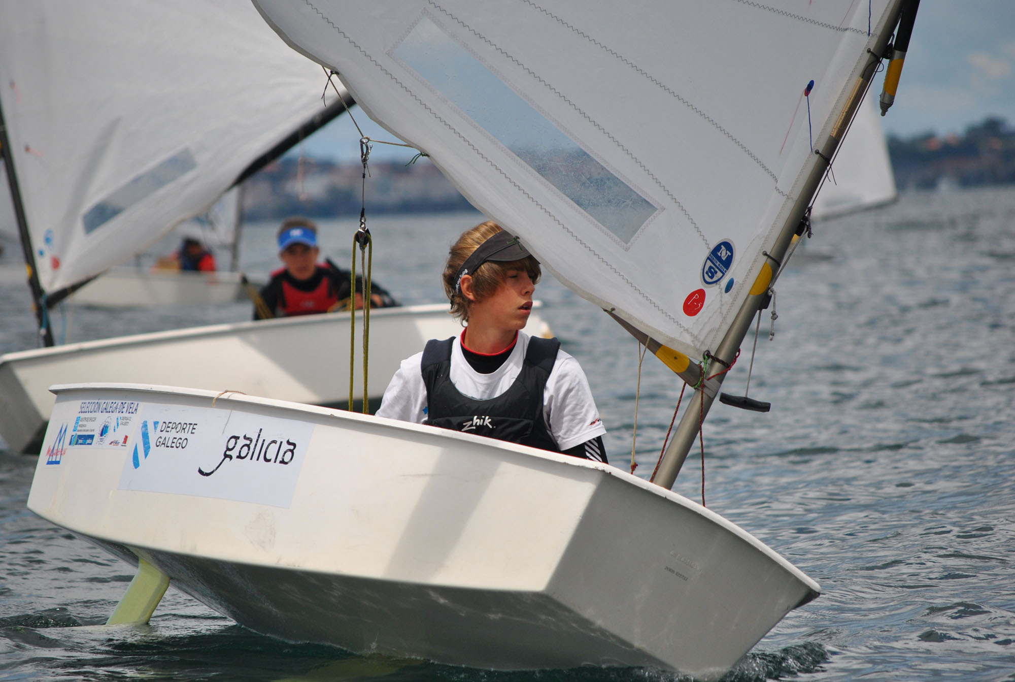 120_barcos_participaron_en_la_regata