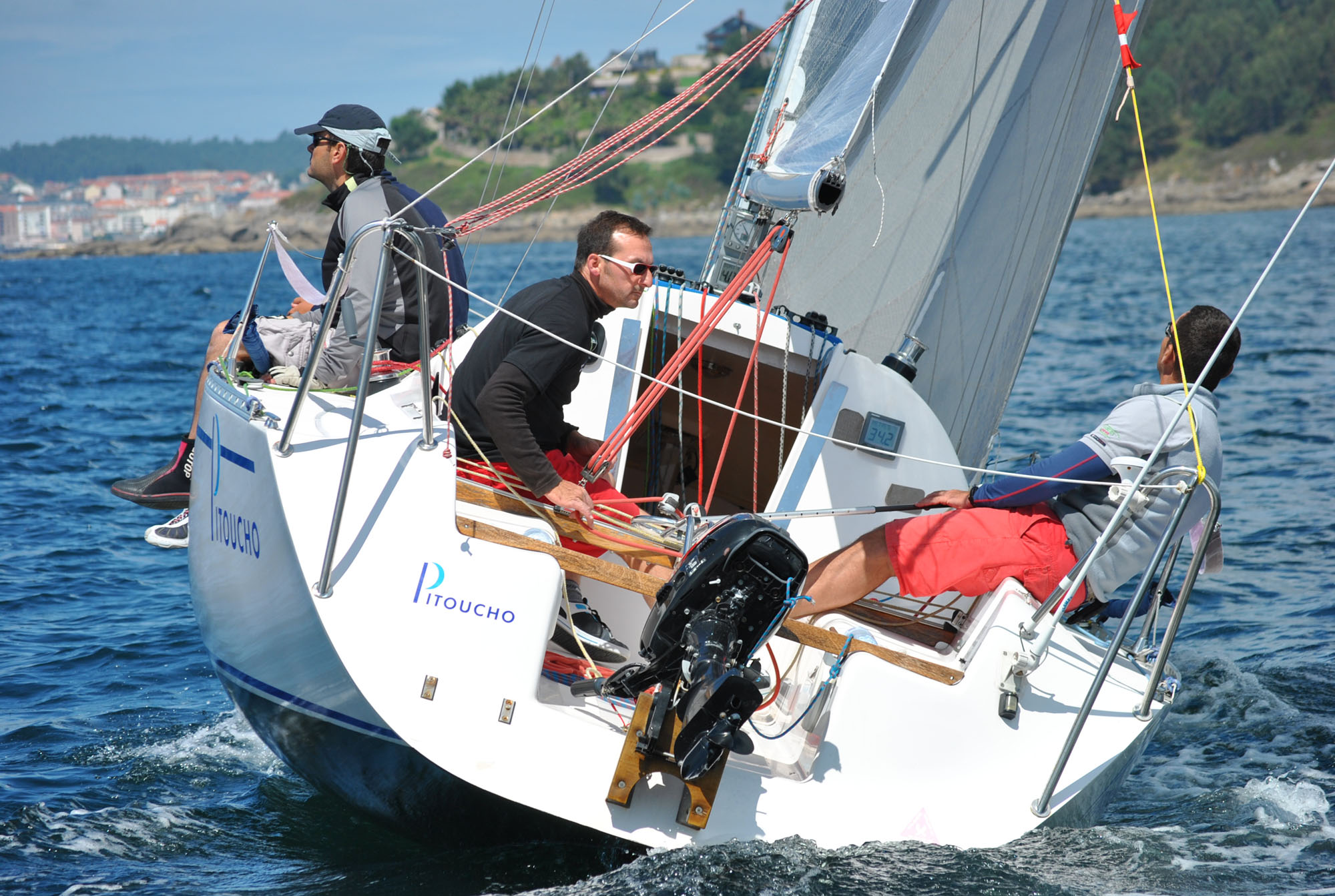 PITOUCHO_vencedor_en_Crucero_medios