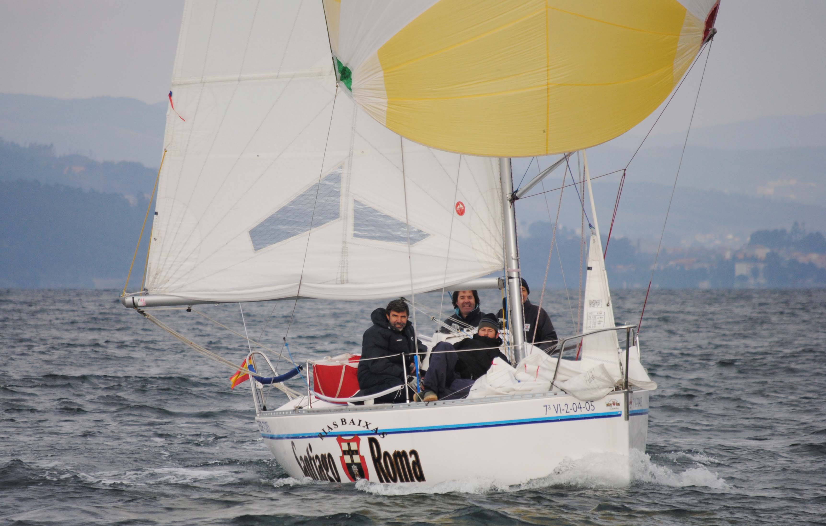 2SANTIAGO_ROMA_llegando_a_meta_medios