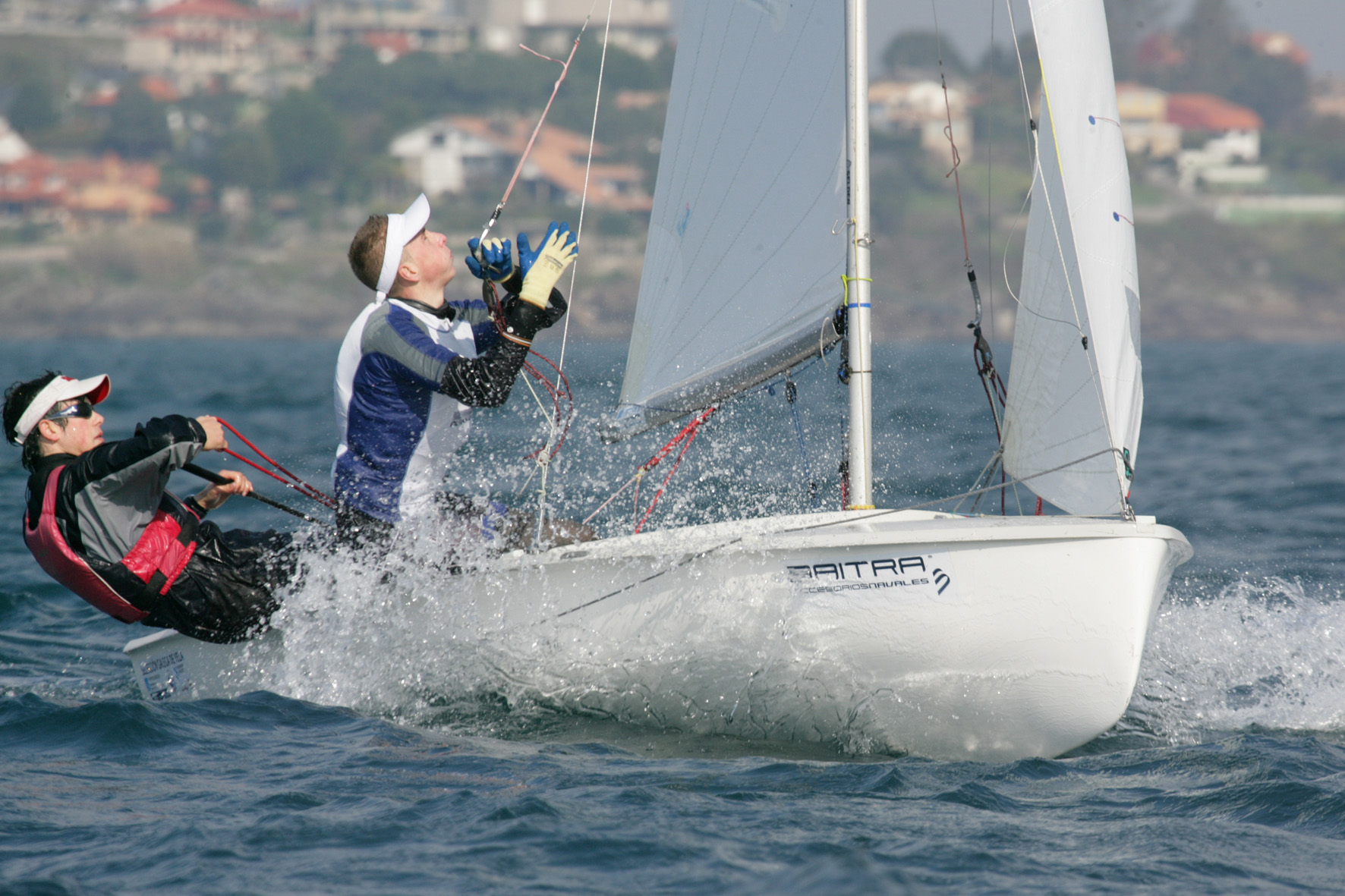 Pablo_Avila_y_Anton_Calo_medios