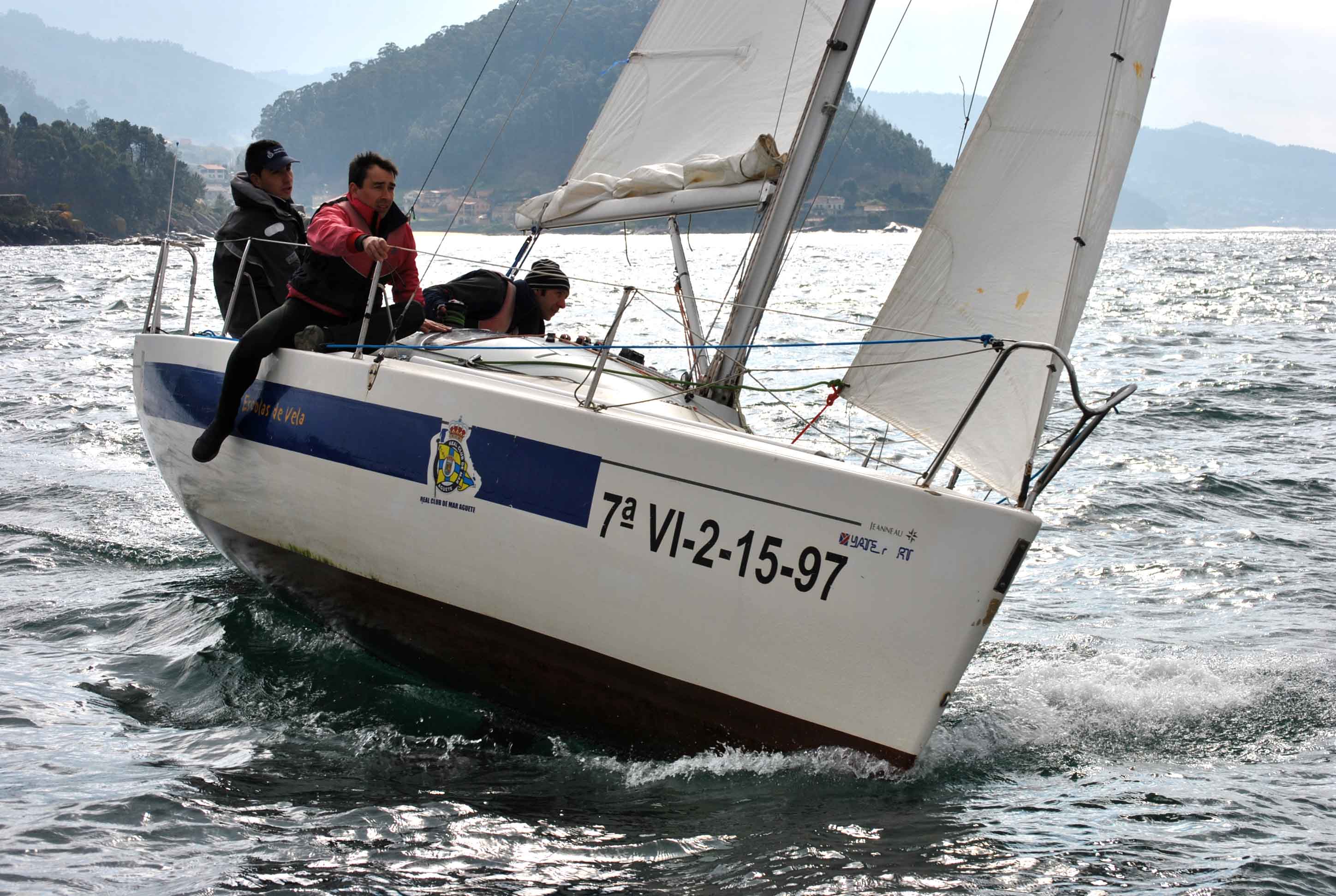 3El_barco_Escuela_de_Aguete_CHIRLEU_a_buen_nivel_medios