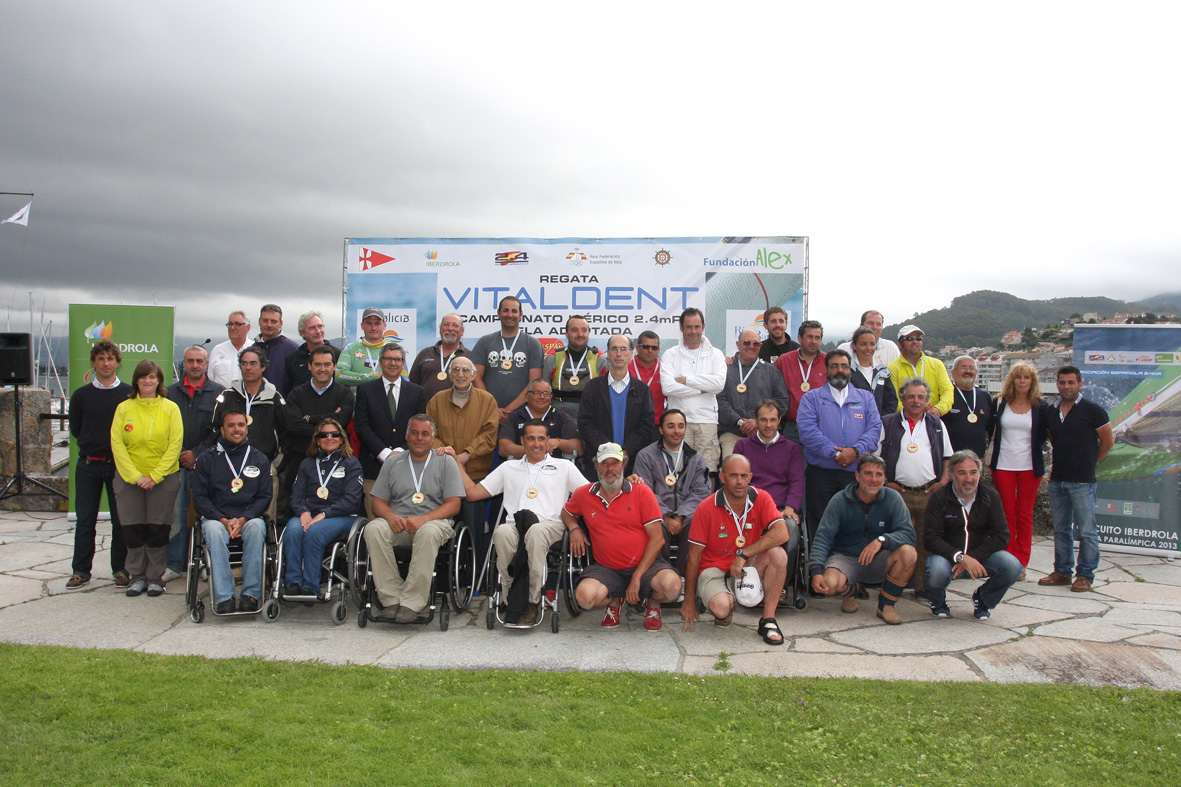 3Foto_familia_medios