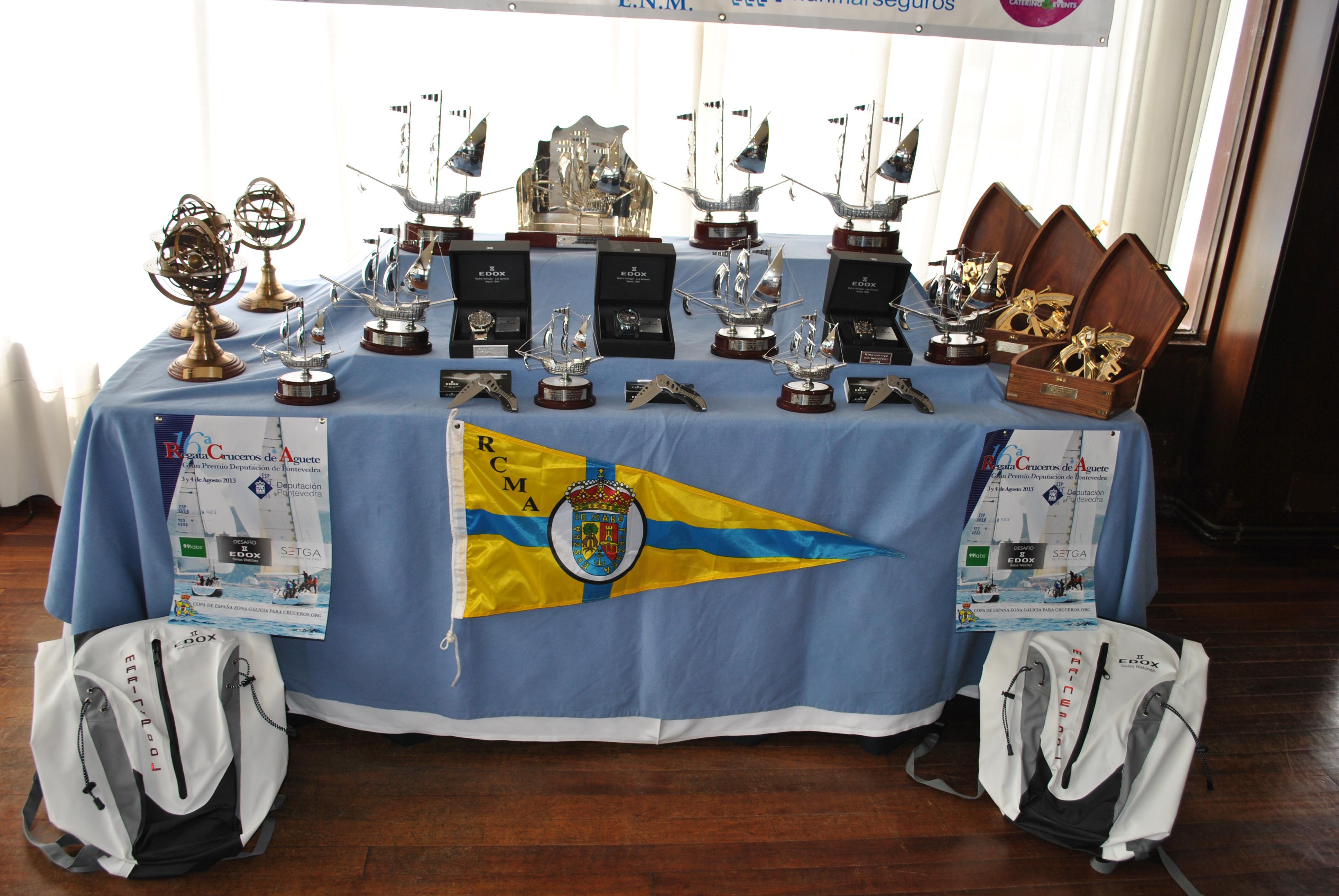 3Exposicin_de_Trofeos_medios