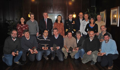 Foto Familia premiados y Autoridades (Medios)