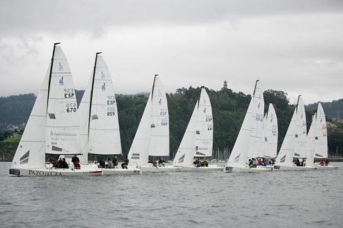 2salida-regata-medios