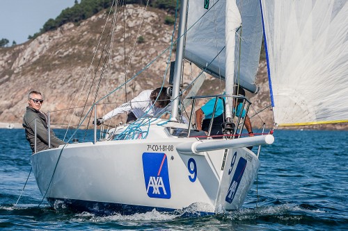 El Cansino de Nano Yáñez va en cabeza de la Liga de Otoño AXA J80 - Foto © Rosana Calvo