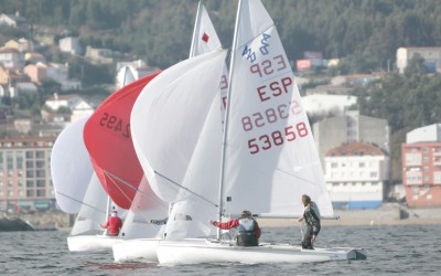 EL TROFEO BAITRA DE 420 A ESCENA ESTE FIN DE SEMANA EN LA BAHÍA DE BAIONA