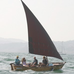 Bote_da_Ra_de_Vigo_A_BAROLA_medios