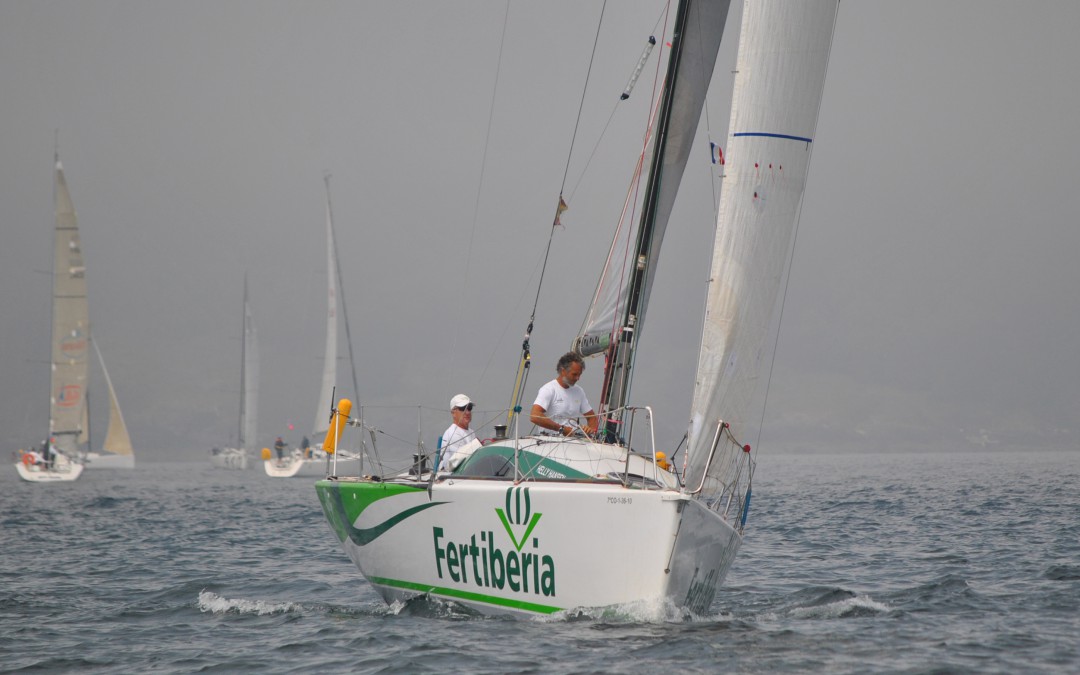 EL “FERTIBERIA” DE JESÚS PINTOS Y LAUREANO WIZNER, EN EL GRUPO DE CABEZA DE LA ROLEX FASTNET RACE