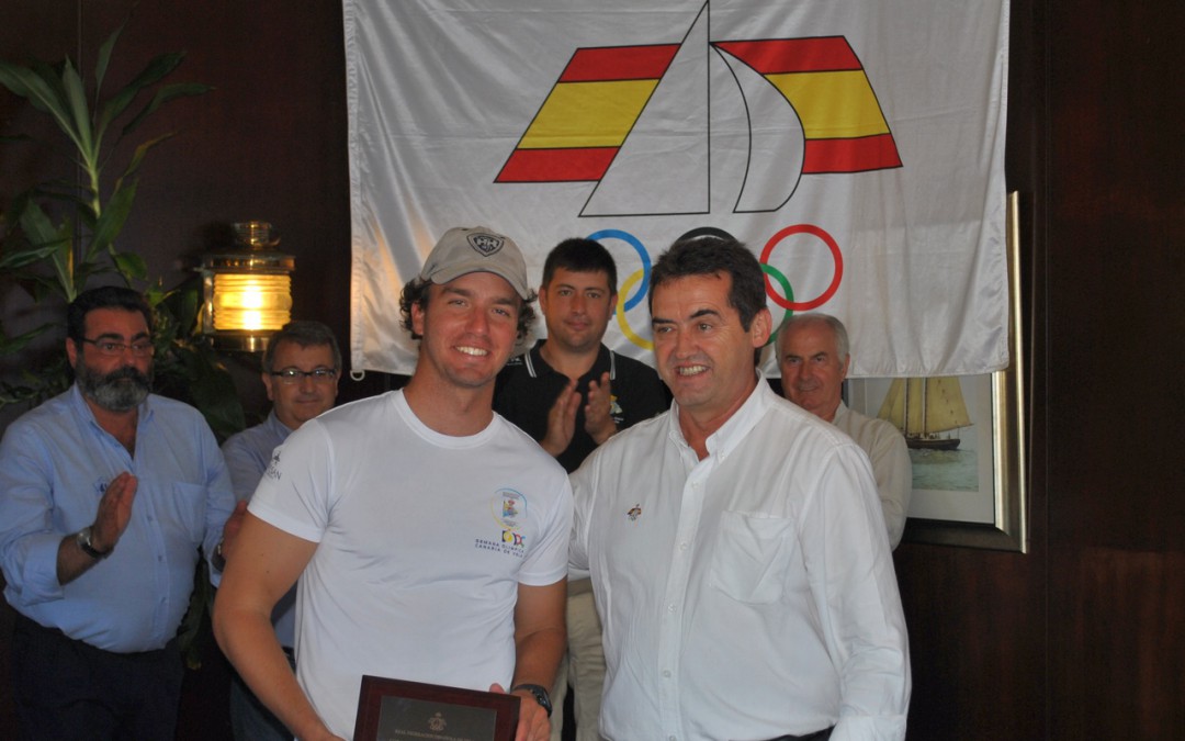 JOAQUÍN BLANCO VENCE EN LA COPA DE ESPAÑA DE LÁSER STÁNDARD EN AGUETE PERO CON MÁS DIFICULTADES DE LAS PREVISTAS