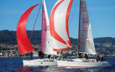 “Aceites Abril” y “Fend-la-Bise” consolidan su dominio en el Open de Otoño del Real Club Náutico de Vigo