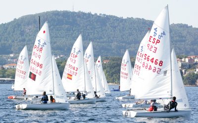 El Náutico de Vigo manda el Ibérico de Vaurien y en la Semana del Atlántico de 420 tras una jornada de muy escaso viento