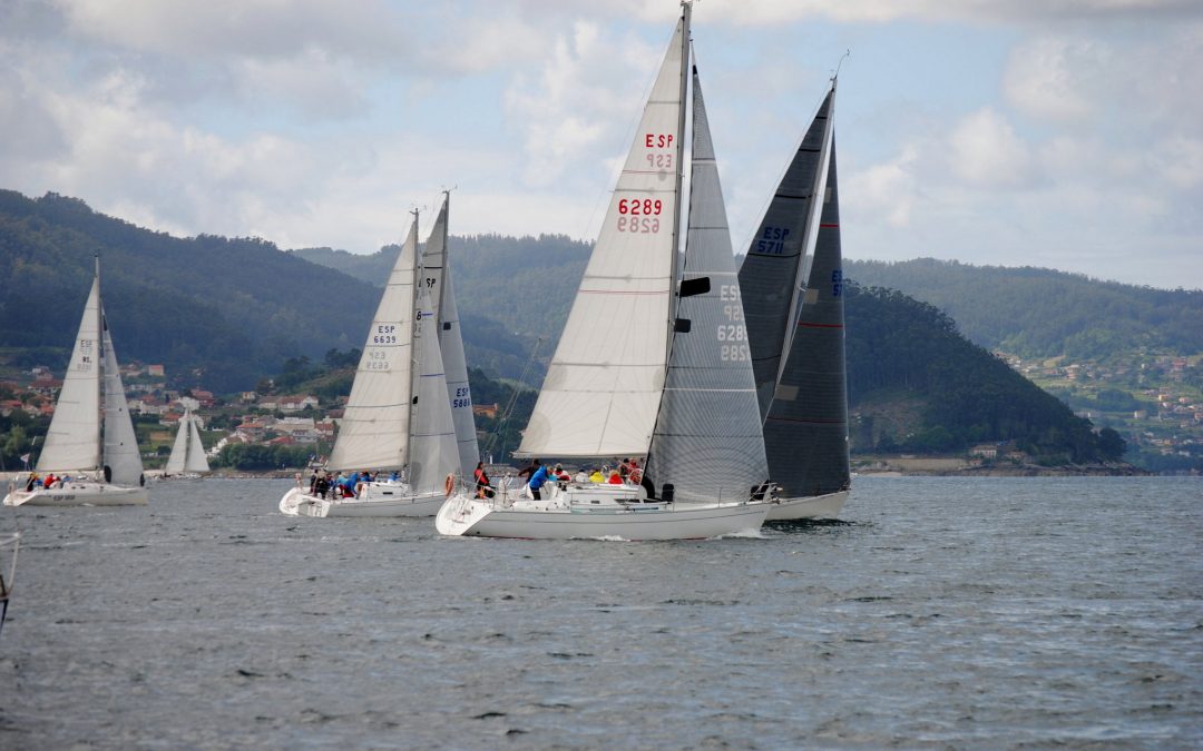 El «Fuerza Cuatro» se adjudica la primera etapa de la 23ª Regata Almirante Rodríguez Toubes – V Centenario 1ª Vuelta al mundo