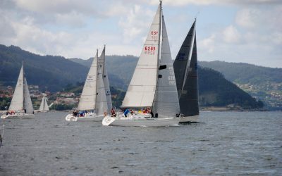 El «Fuerza Cuatro» se adjudica la primera etapa de la 23ª Regata Almirante Rodríguez Toubes – V Centenario 1ª Vuelta al mundo
