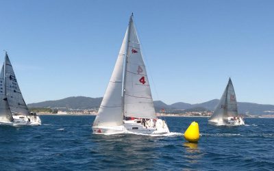 «Starfighter» y «Balea Dous» vencen en la primera jornada de la Regata Interclubes Ría de Vigo