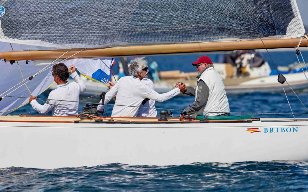 El Bribón Movistar del Rey Juan Carlos  y el Estrella Damm, mejores barcos del año