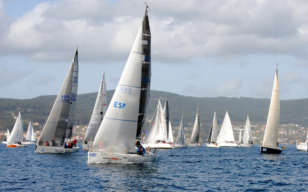 La 7ª Regata Interclubes, a escena este sábado en la ría de Pontevedra