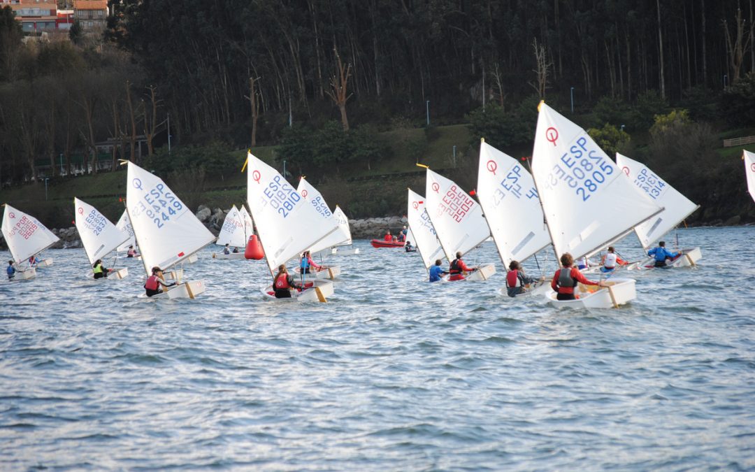 La Regata Sostenible Real Club Mar Aguete – Trofeo Concello de Marín para Optimist, este próximo fin de semana en la Ría de Pontevedra