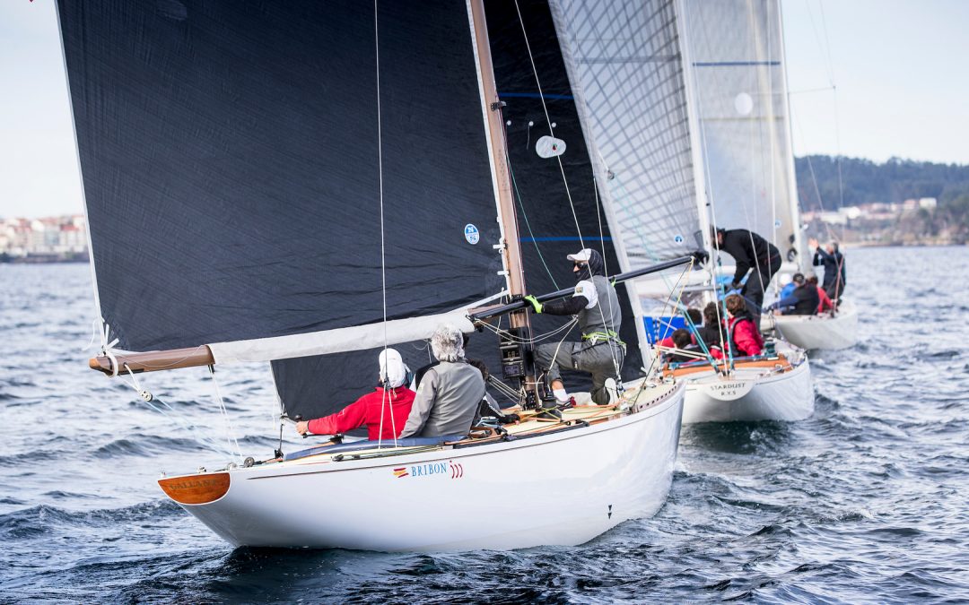 “Bribon 500” y “Seljm” siguen marcando el camino en la Copa de España Trofeo Xacobeo de 6 Metros