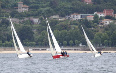 Alboroto, de Juan Carlos Ameneiro, candidato al título gallego de J80 de 2022
