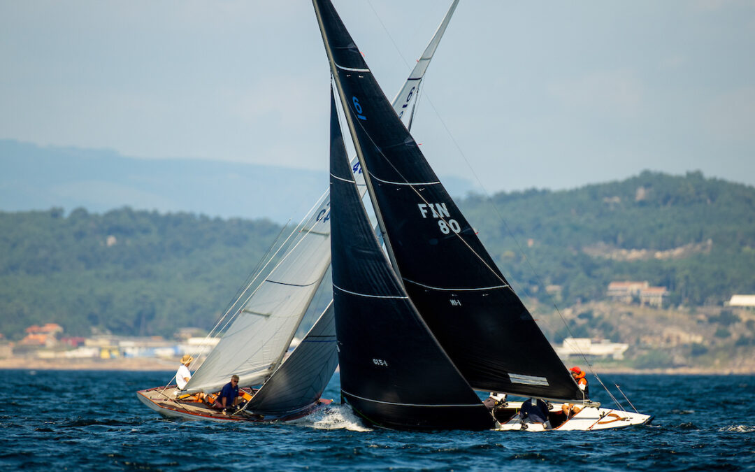 El portugués “Seljm” y el español “Bribon 500” lideran el Trofeo Concello de Sanxenxo de 6 Metros