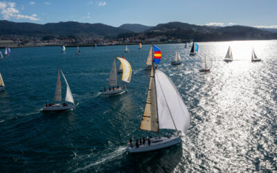 50 barcos y condiciones perfectas en el estreno de la 9ª Regata Interclubes Ría de Pontevedra