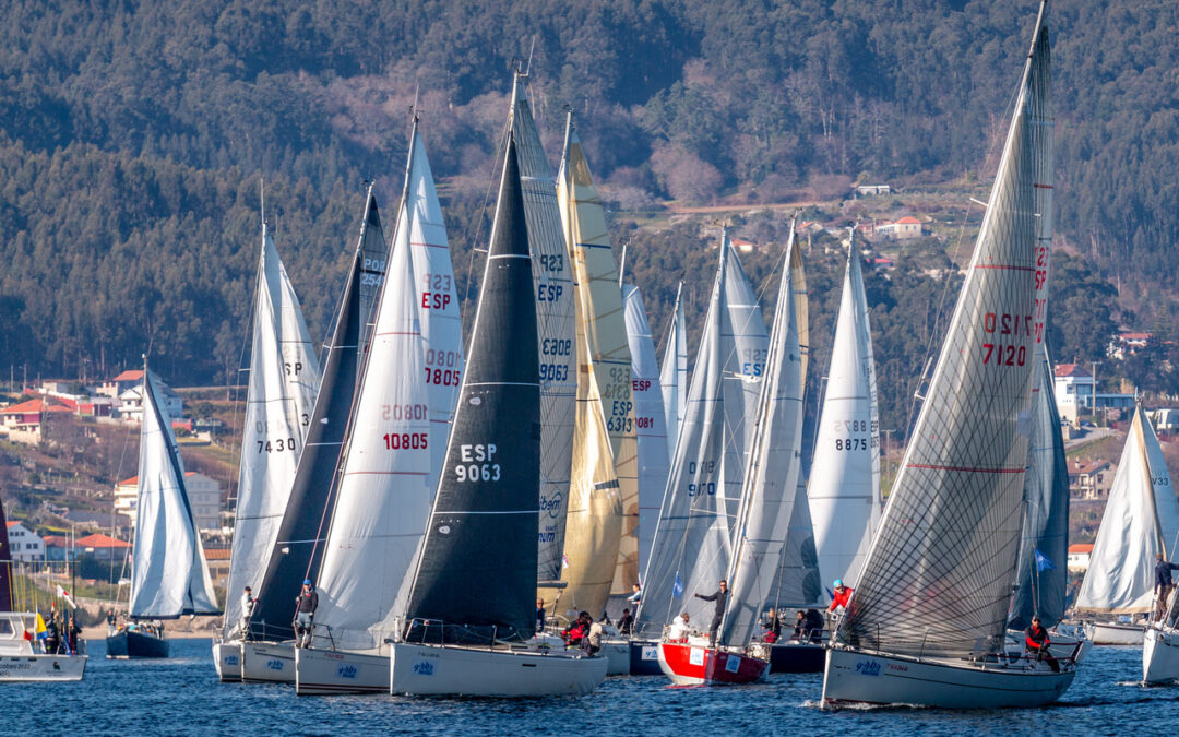 La flota de la Regata Interclubes retoma la competición este sábado en Beluso