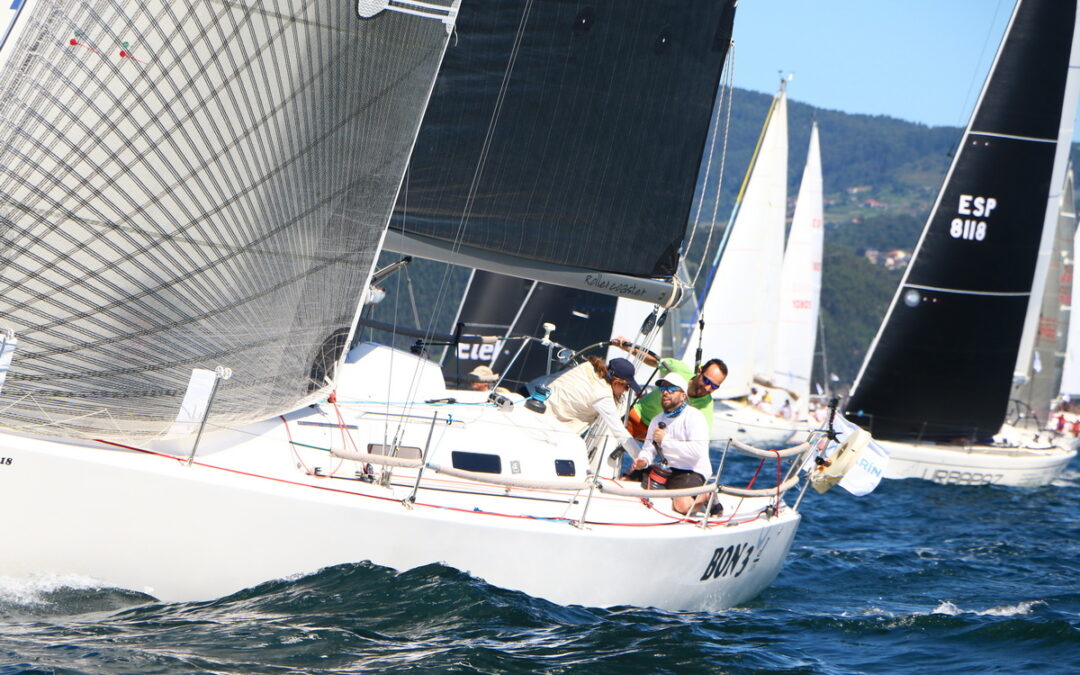 Mirfak, Orión, Squid II y Cassandra, primeros líderes de la 26ª Regata Cruceros de Aguete