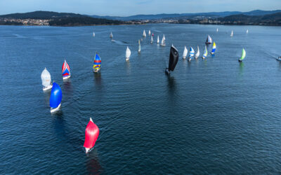La Regata Interclubes Ría de Pontevedra, galardonada en la Gala de la Vela Gallega