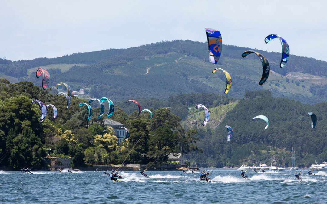 El KiteFest Trofeo Xunta de Galicia clausura en Cesantes su séptima edición