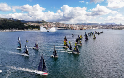 Vigo despide a La Solitaire du Figaro Paprec.